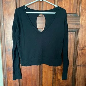 Black cropped sweater top.
